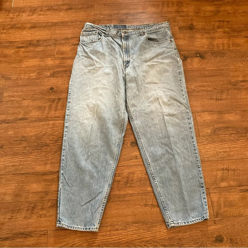 Vintage Levi’s 560 Jeans Denim Loose Fit Tapered Leg Size 40x32 Retro Light Wash - Picture 1 of 11